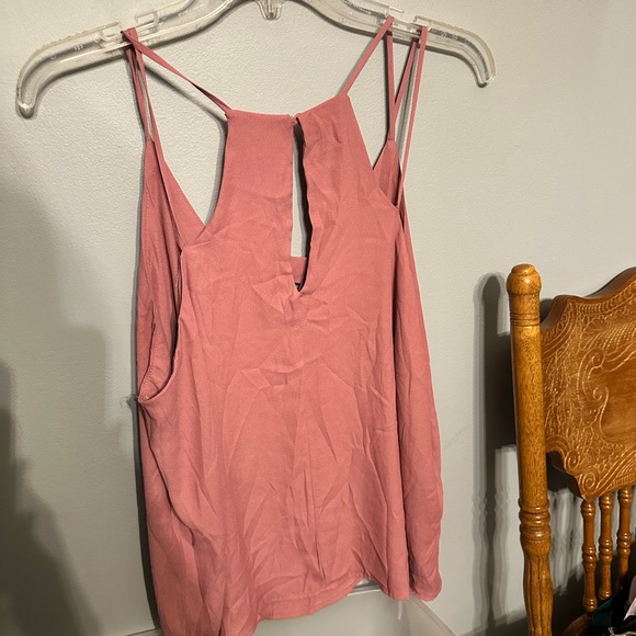Lush Rose Pink Keyhole top XL - Picture 2 of 4